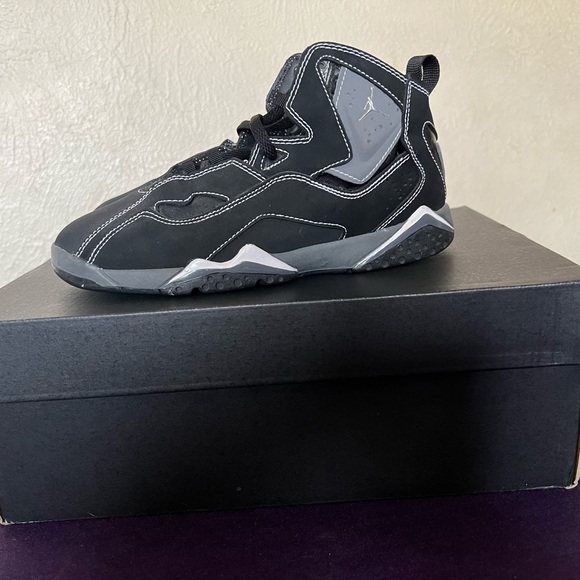 Nike Jordan True Flight Sneakers in “Black Cool Grey” Size 2.5 - Picture 3 of 7
